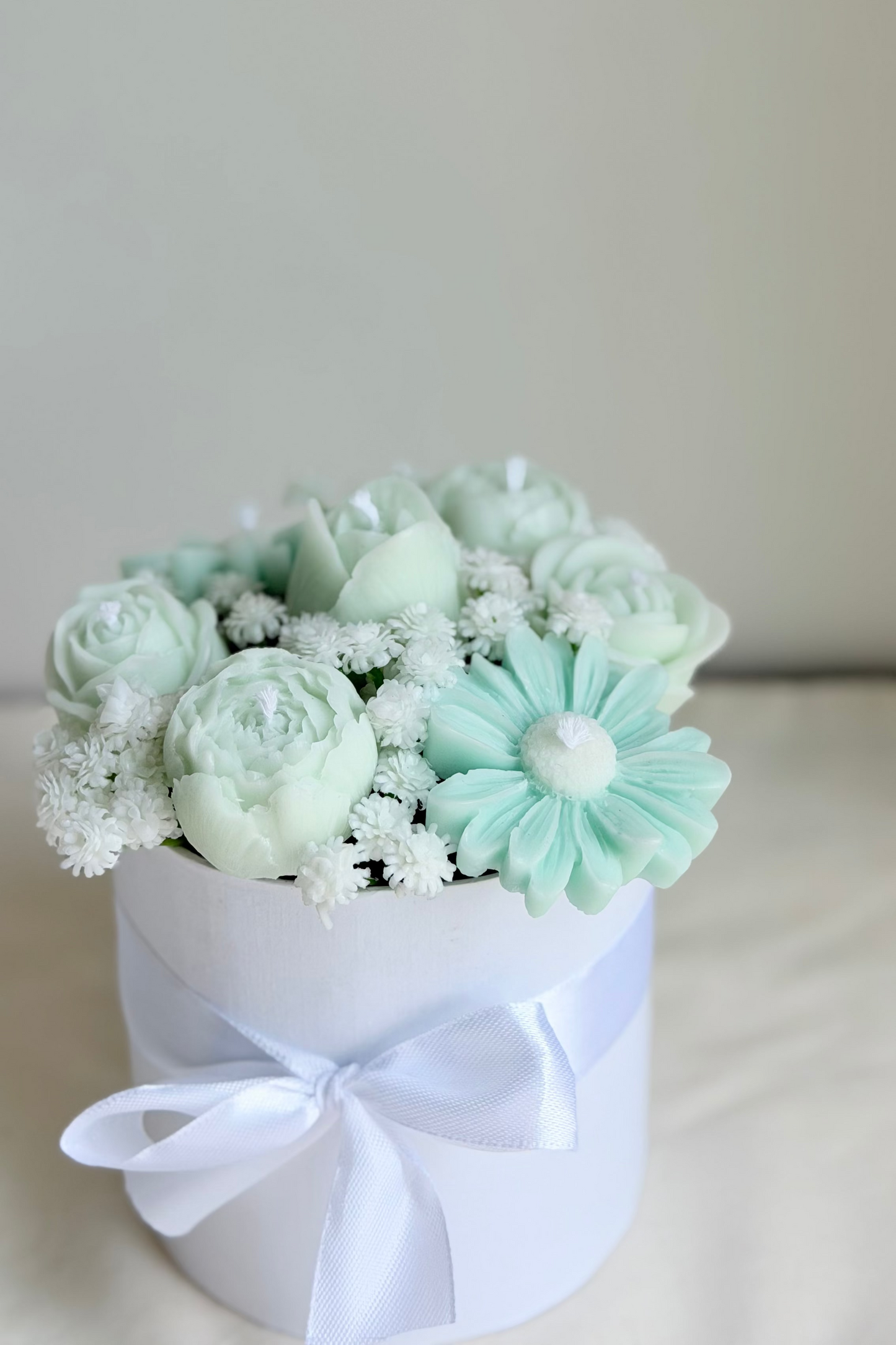 Green Signature Small Bouquet