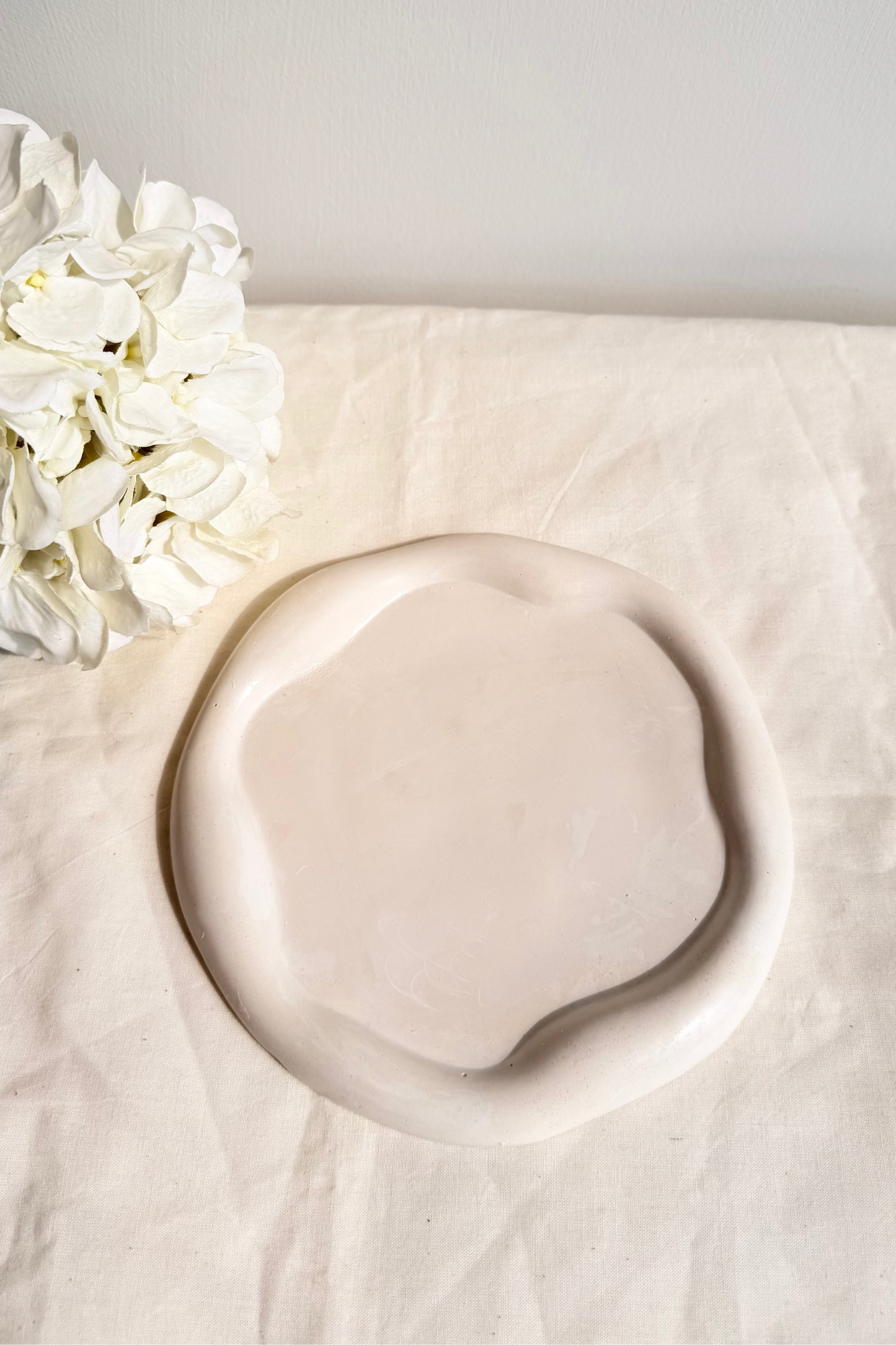 Circle Cloud Tray