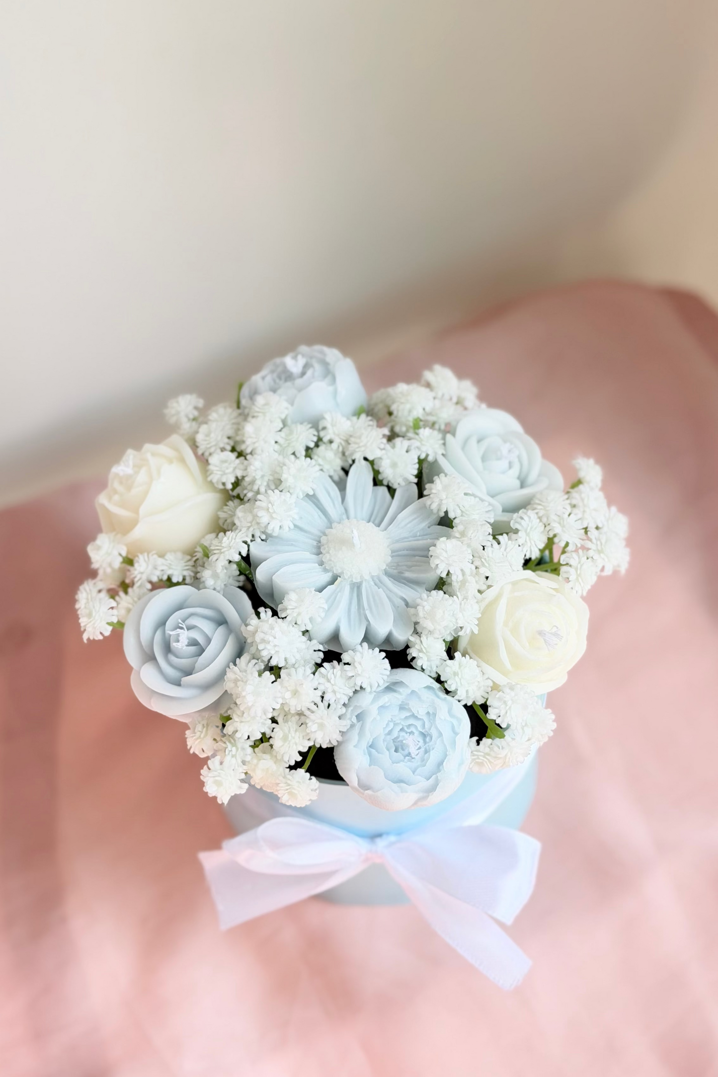 Blue Signature Small Bouquet