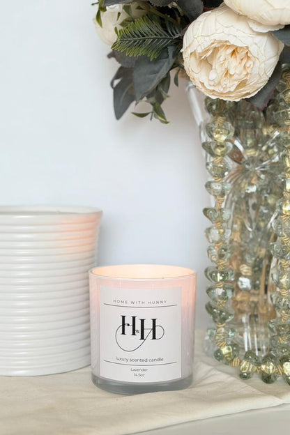 The 14.5 oz Signature Candle