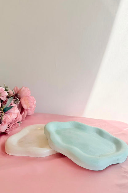 Oval Cloud Tray