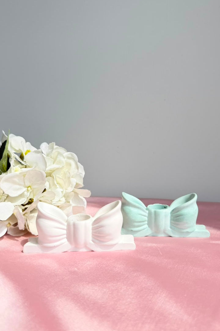 Bow Candle Holder