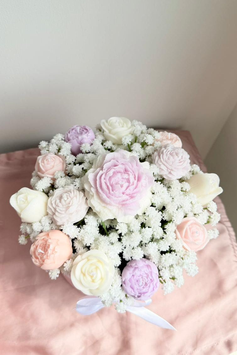 Pastel Medium Candle Bouquet